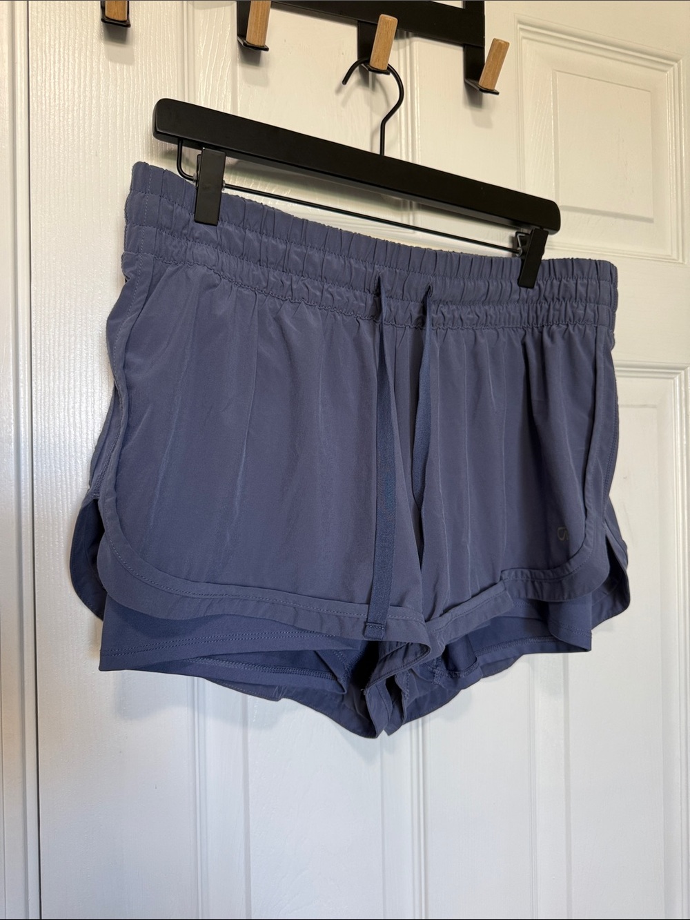 Gap Women’s Athletic Elastic Waist Shorts in Slate Blue built in boy shorts Sz L